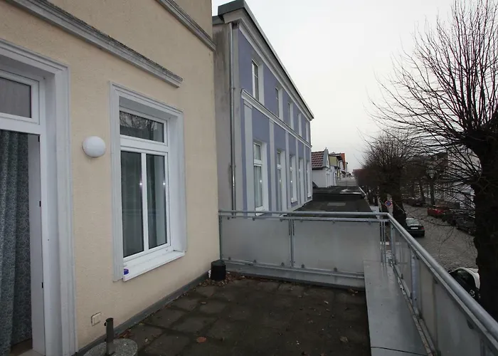 Ferienwohnung In Warnemuende, Friedrich-Franz-Strasse 11