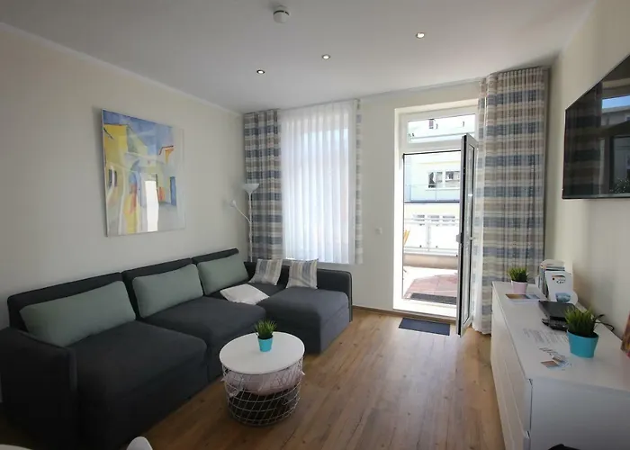 Ferienwohnung In Warnemuende, Friedrich-Franz-Strasse 11
