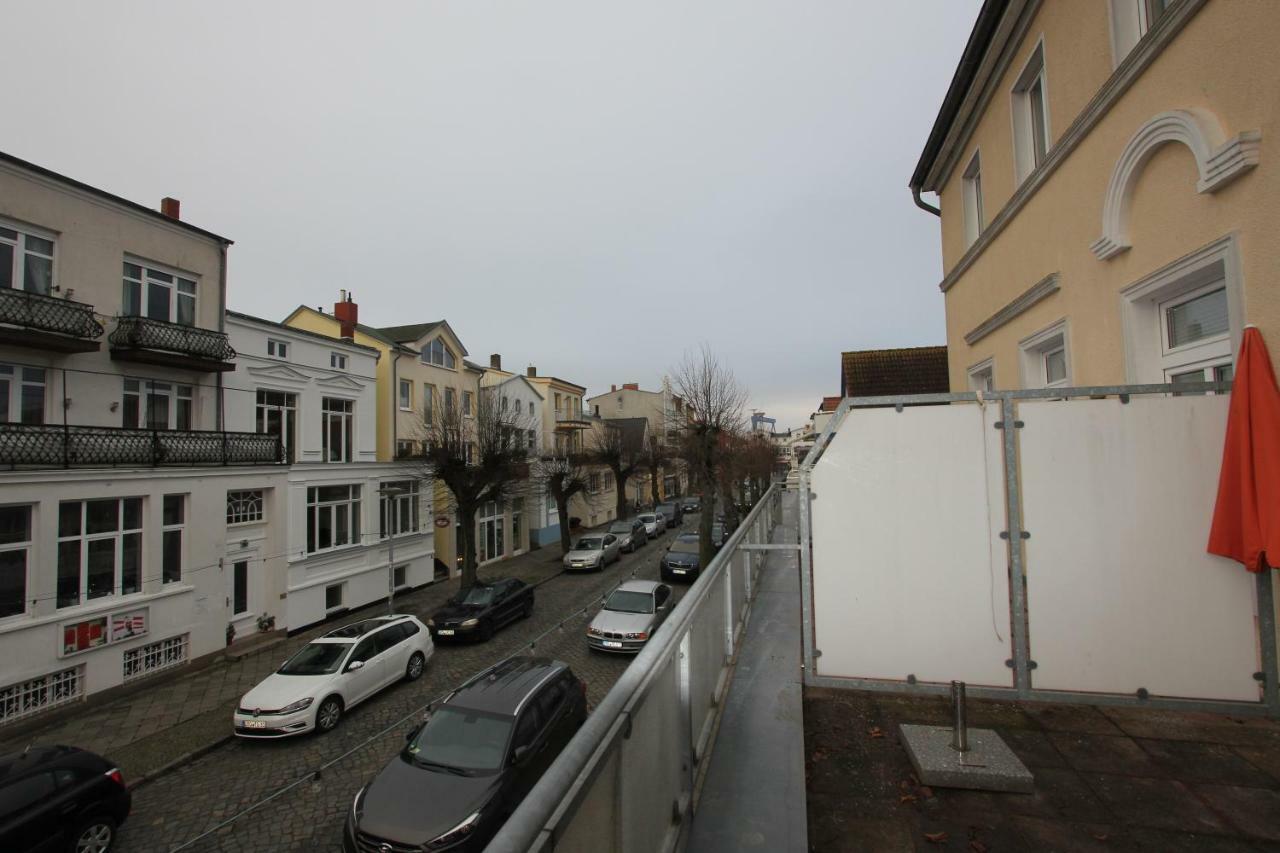 In Warnemuende, Friedrich-franz-strasse 11 Apartment *